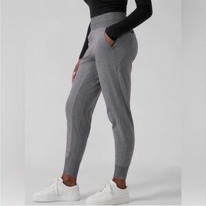 M Athleta Venice Joggers